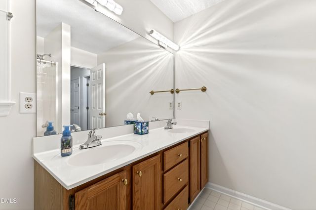 4305 Dinwiddie Court, Raleigh, NC 27604