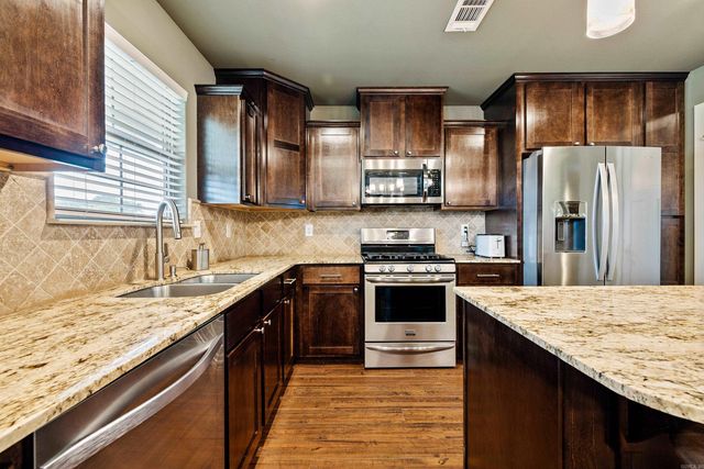 2045 Bellingrath Gardens, Conway, AR 72034