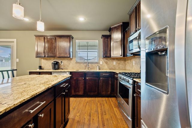 2045 Bellingrath Gardens, Conway, AR 72034