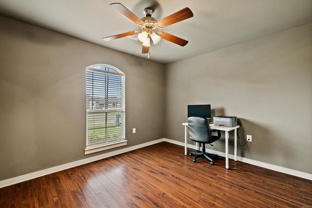 2045 Bellingrath Gardens, Conway, AR 72034