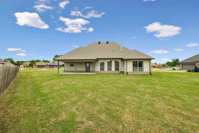 2045 Bellingrath Gardens, Conway, AR 72034