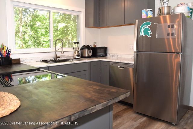 1035 Robb Street, East Lansing, MI 48823
