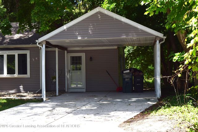 1035 Robb Street, East Lansing, MI 48823