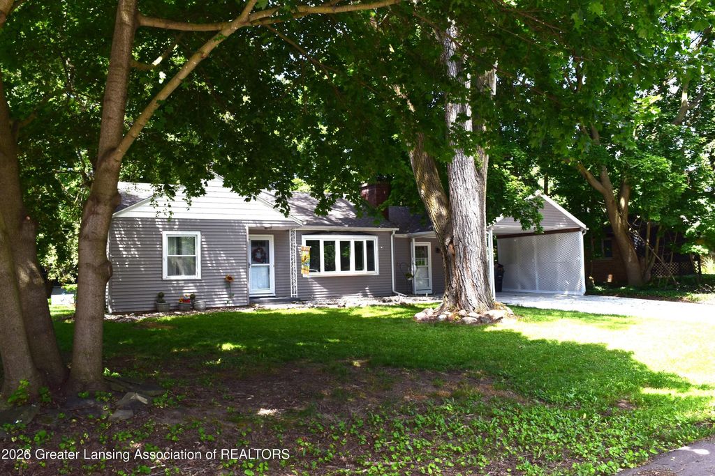 1035 Robb Street, East Lansing, MI 48823