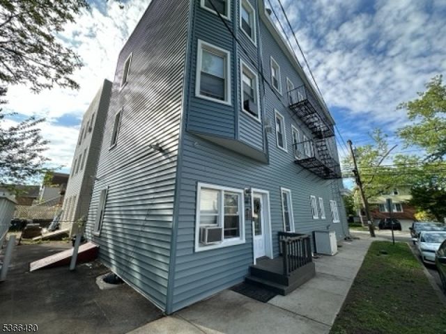 50 James St 3, Bloomfield Twp., NJ 07003
