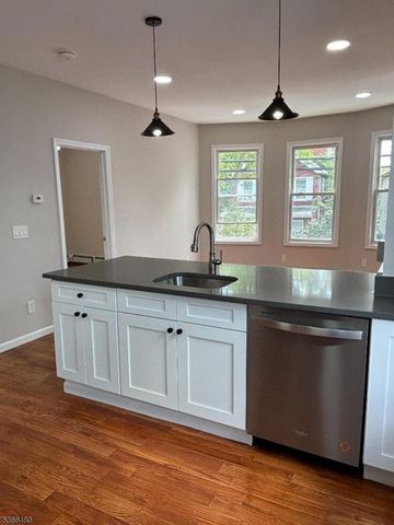 50 James St 3, Bloomfield Twp., NJ 07003