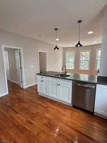 50 James St 3, Bloomfield Twp., NJ 07003