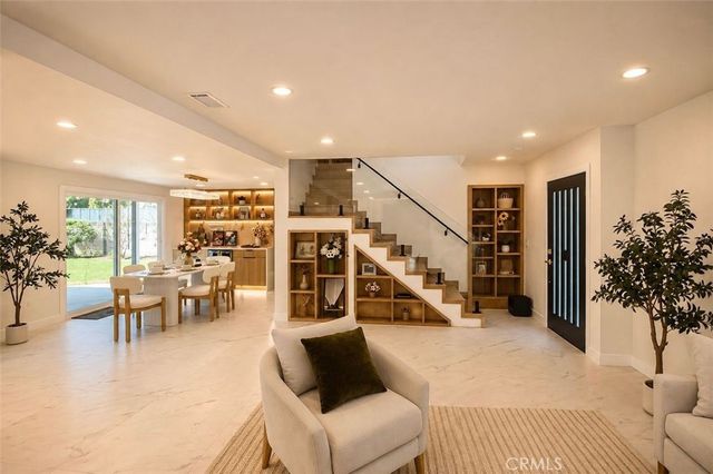 9444 La Estrella Ave, Fountain Valley, CA 92708