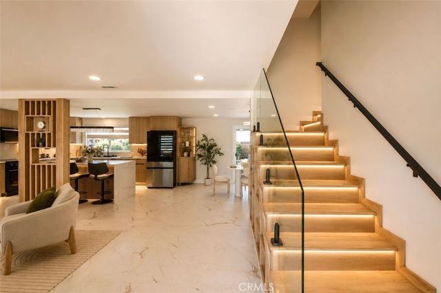 9444 La Estrella Ave, Fountain Valley, CA 92708