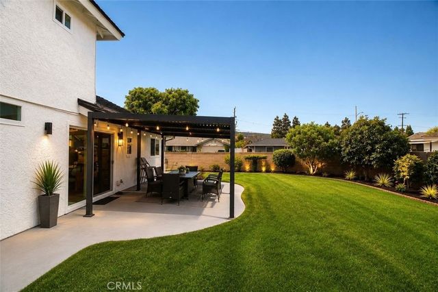 9444 La Estrella Ave, Fountain Valley, CA 92708