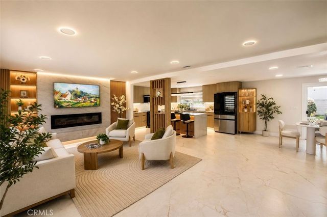 9444 La Estrella Ave, Fountain Valley, CA 92708
