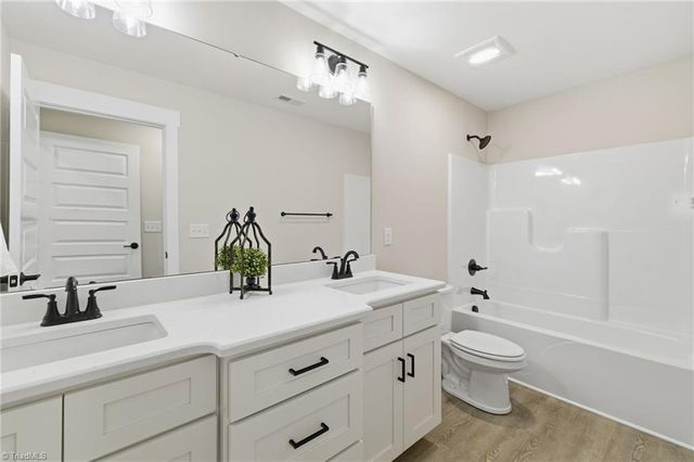 1214 Bowen Drive, Archdale, NC 27263