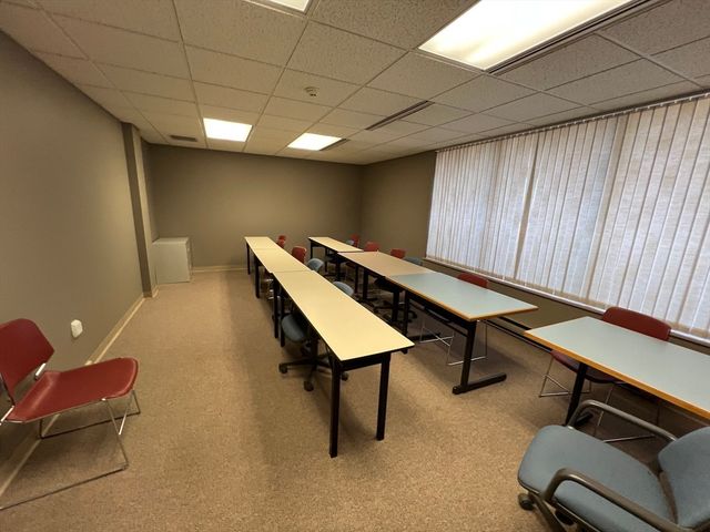 221 Industry Avenue, Springfield, MA 01104