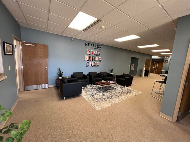 221 Industry Avenue, Springfield, MA 01104