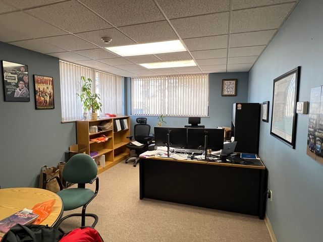 221 Industry Avenue, Springfield, MA 01104