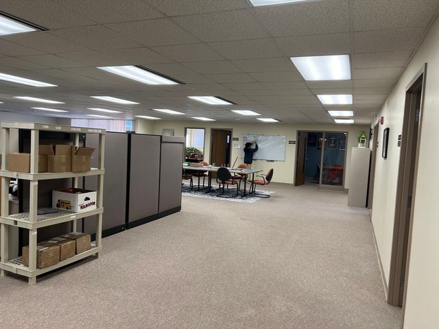 221 Industry Avenue, Springfield, MA 01104