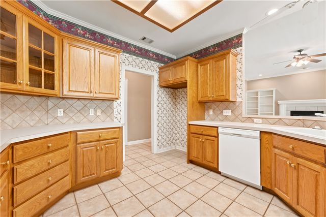 3317 N Picadilly Lane, Fayetteville, AR 72703