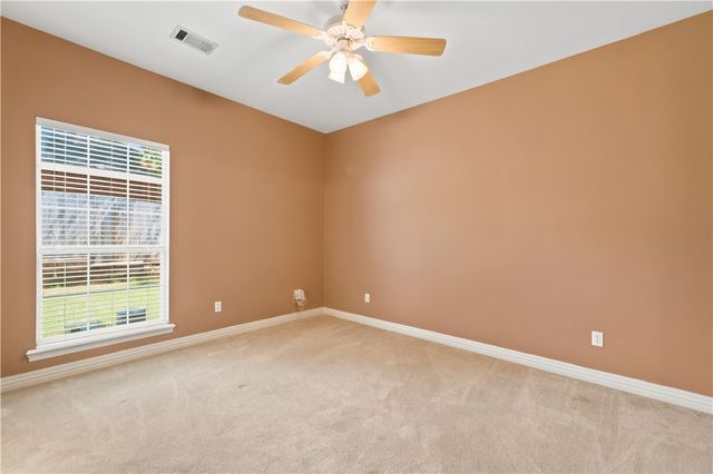 3317 N Picadilly Lane, Fayetteville, AR 72703