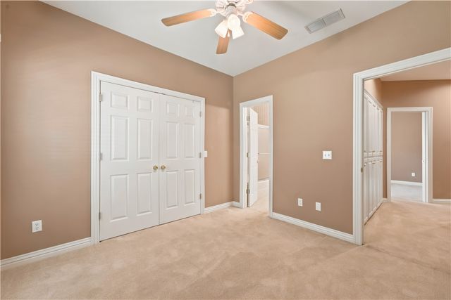 3317 N Picadilly Lane, Fayetteville, AR 72703