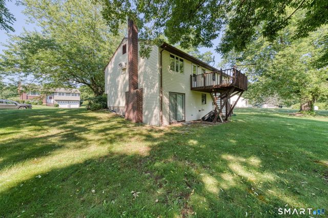 6 Blueberry Circle, Ellington, CT 06029