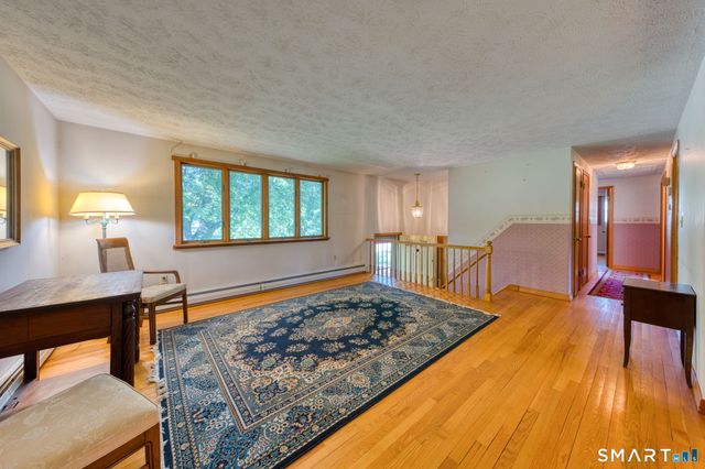 6 Blueberry Circle, Ellington, CT 06029