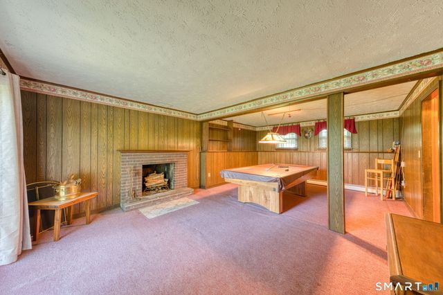 6 Blueberry Circle, Ellington, CT 06029