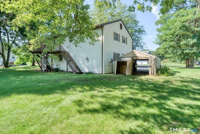 6 Blueberry Circle, Ellington, CT 06029