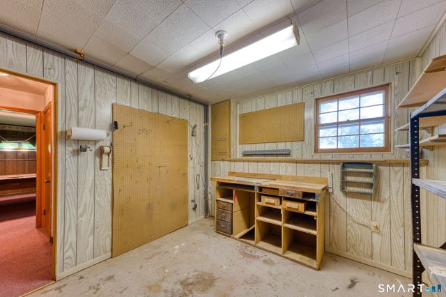 6 Blueberry Circle, Ellington, CT 06029