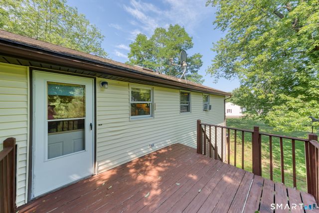 6 Blueberry Circle, Ellington, CT 06029