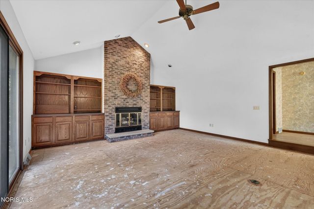7238 Candlewood Lane, Sylvania, OH 43560