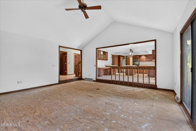 7238 Candlewood Lane, Sylvania, OH 43560