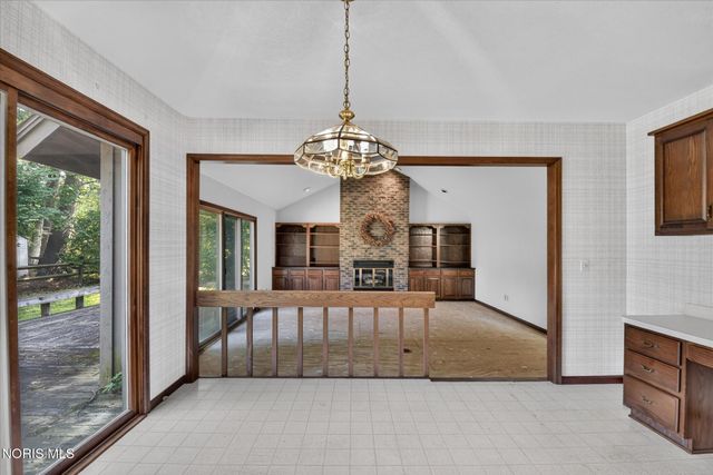 7238 Candlewood Lane, Sylvania, OH 43560