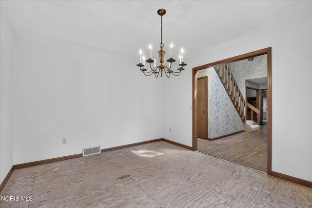7238 Candlewood Lane, Sylvania, OH 43560