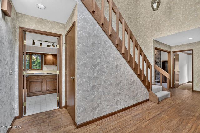 7238 Candlewood Lane, Sylvania, OH 43560