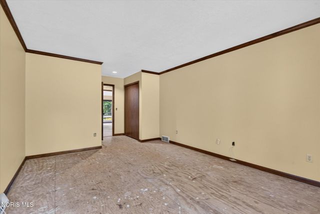 7238 Candlewood Lane, Sylvania, OH 43560