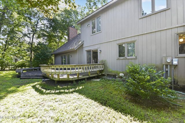 7238 Candlewood Lane, Sylvania, OH 43560