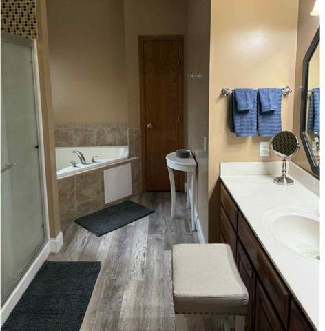 301 7th Street NW, New Richland, MN 56072