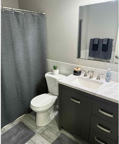 301 7th Street NW, New Richland, MN 56072