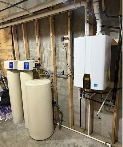 301 7th Street NW, New Richland, MN 56072