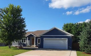301 7th Street NW, New Richland, MN 56072