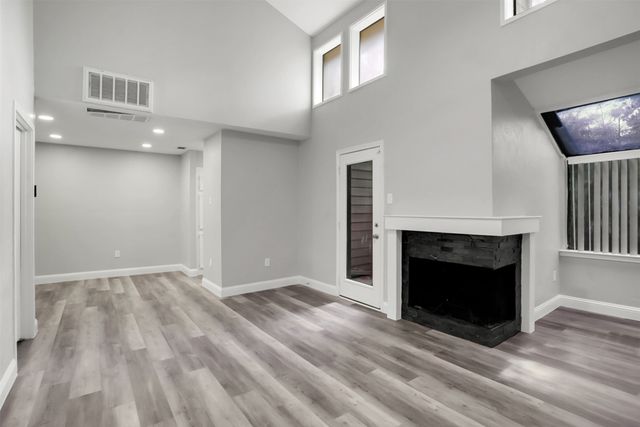 9254 Forest Lane 408, Dallas, TX 75243