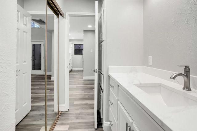9254 Forest Lane 408, Dallas, TX 75243