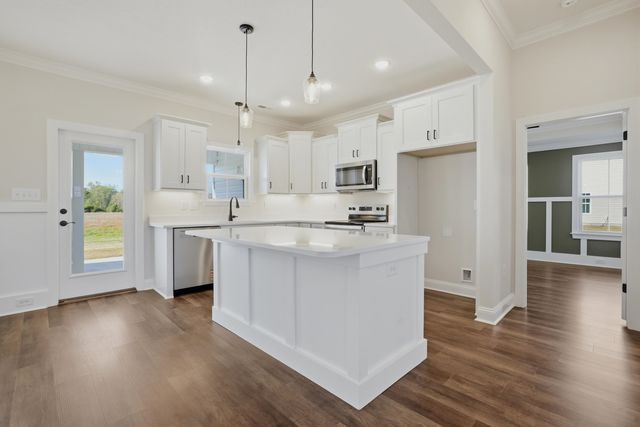 3809 Valley Forge Rd., Aynor, SC 29511