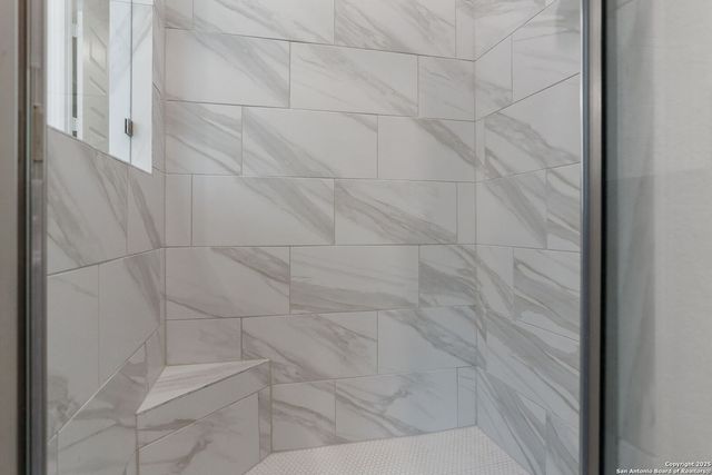 10016 Rebecca, Boerne, TX 78006