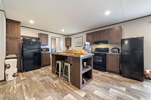 156 Daniel DR, Bertram, TX 78605