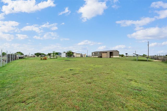 156 Daniel DR, Bertram, TX 78605