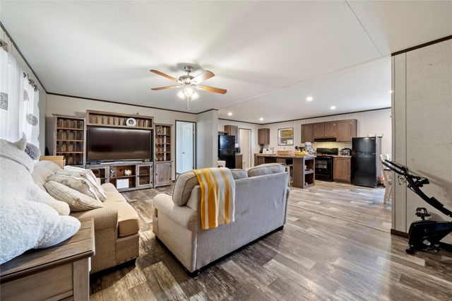 156 Daniel DR, Bertram, TX 78605