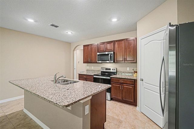 212 DUKE DRIVE, Deland, FL 32724