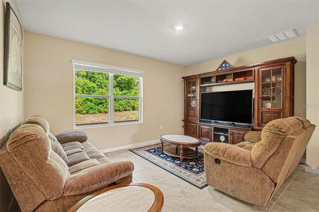 212 DUKE DRIVE, Deland, FL 32724