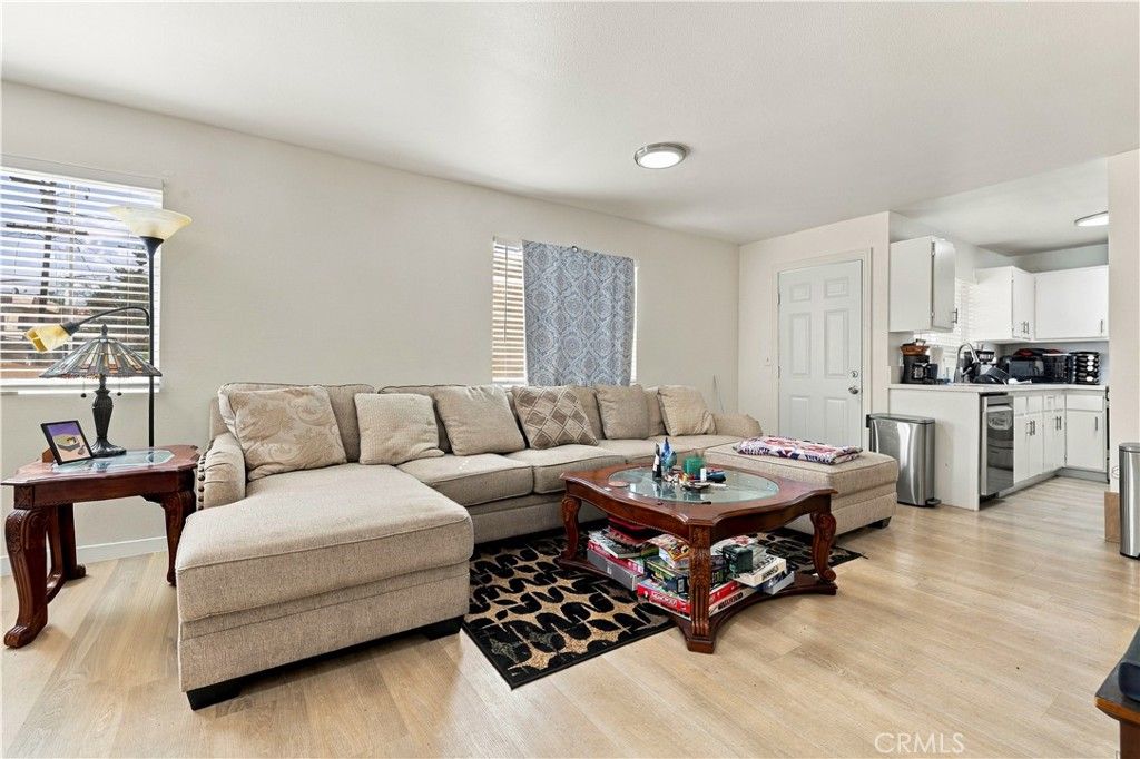 14839 Sylvan Street, Van Nuys, CA 91411 — photo 2